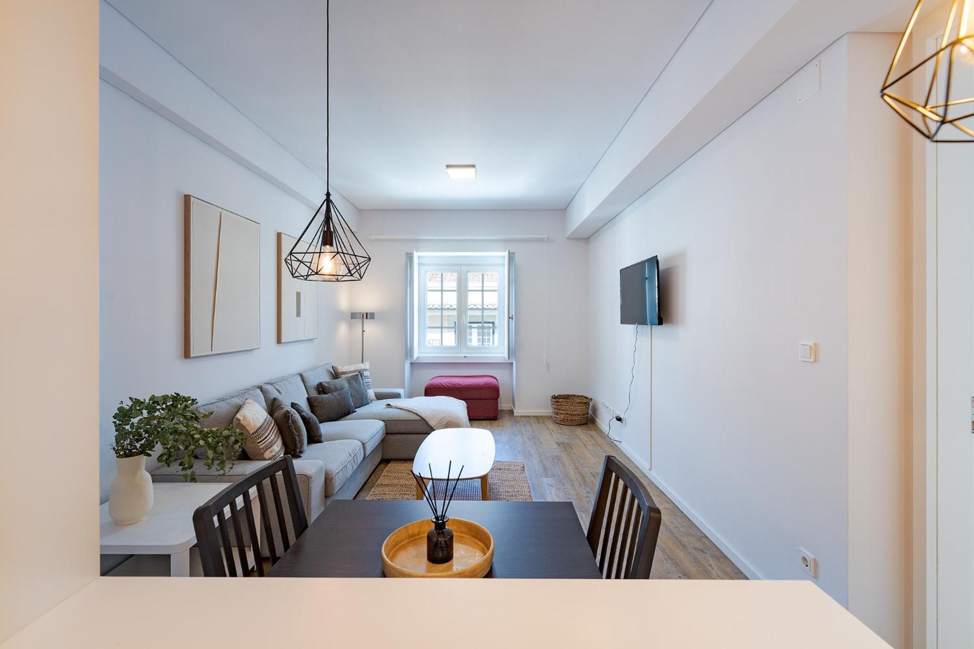 Made For The Lovers- Urban Charm In Chiado Lisbon